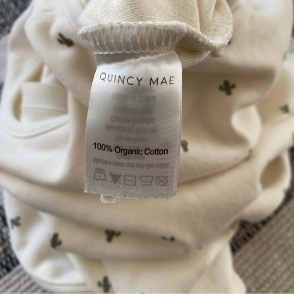 Quincy Mae Cream Green Cactus Jersey Sleep Bag - Picture 13 of 14